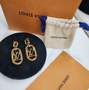 Louis Vuitton EveryDay Chain LV Earrings SOLD OUT